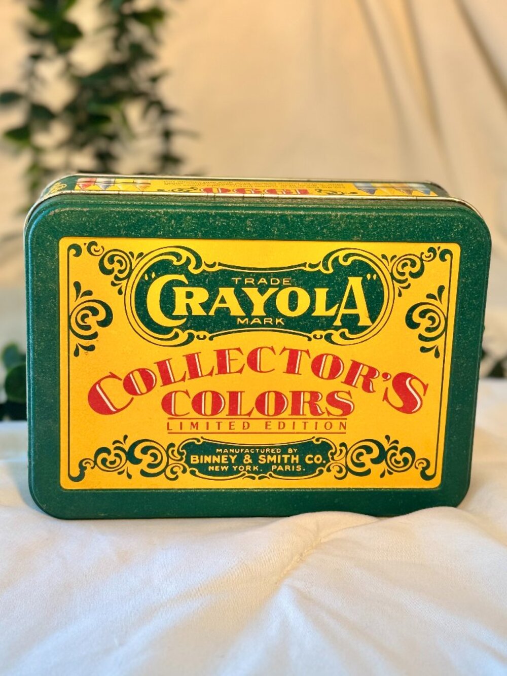 Vintage 1991 Crayola Collector's Colors Limited Edition Tin Box